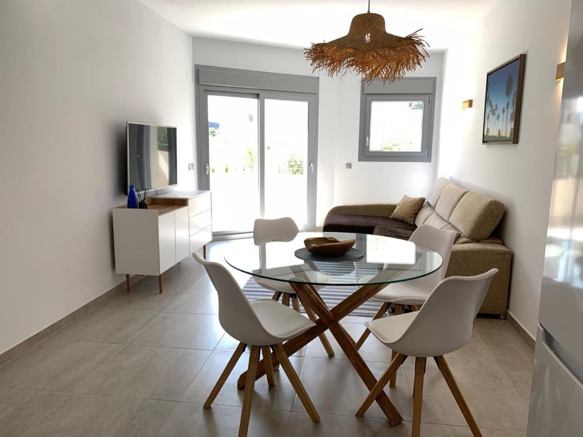 Apartamento Amalia Delux En Торевиеха Екстериор снимка